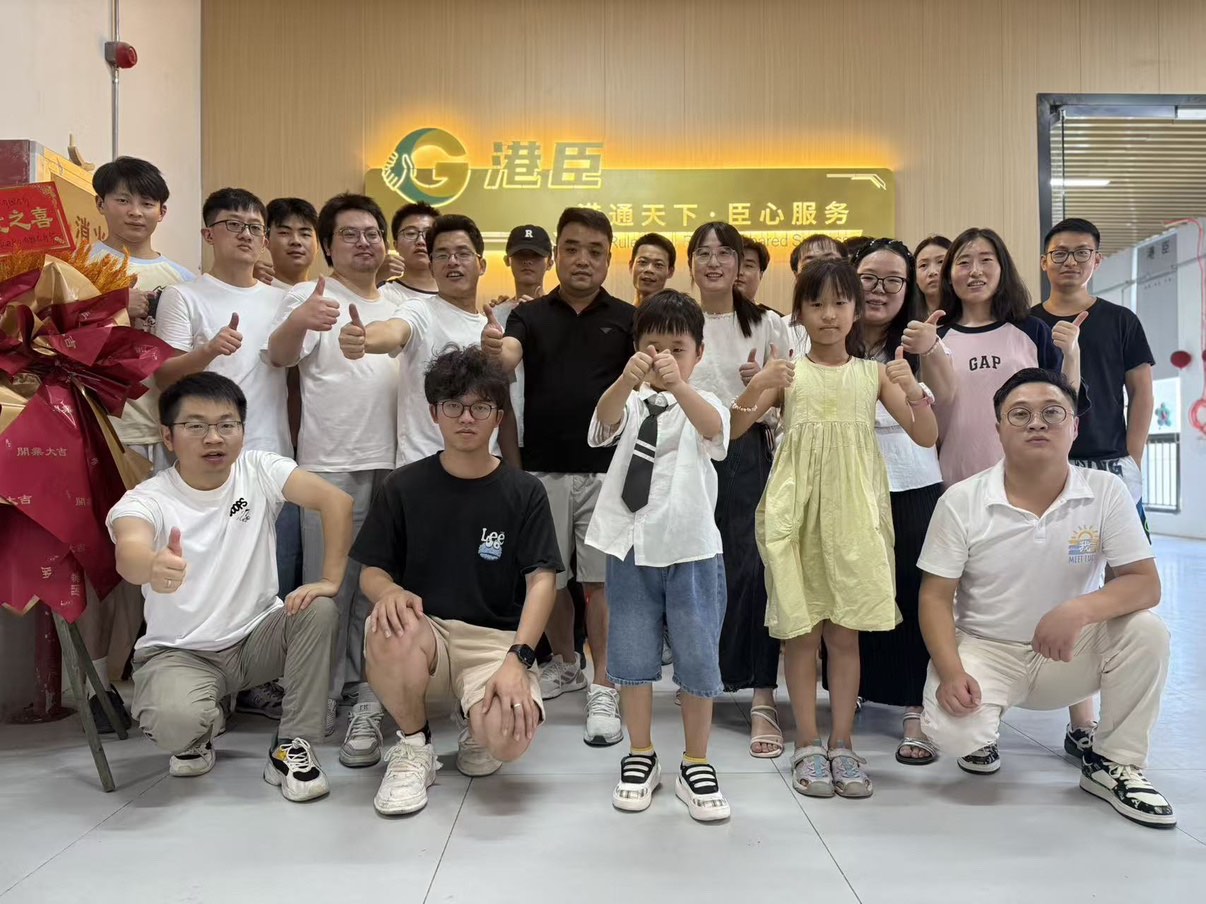 Some of the people behind VonoCup